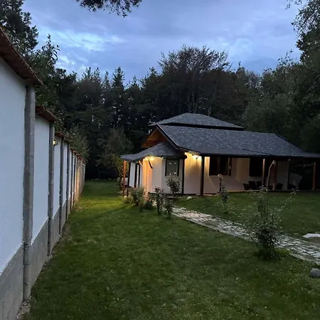 Yarema Mountain Relax With Hot Jacuzzi & Sauna By Bookvillabg Zseleznica