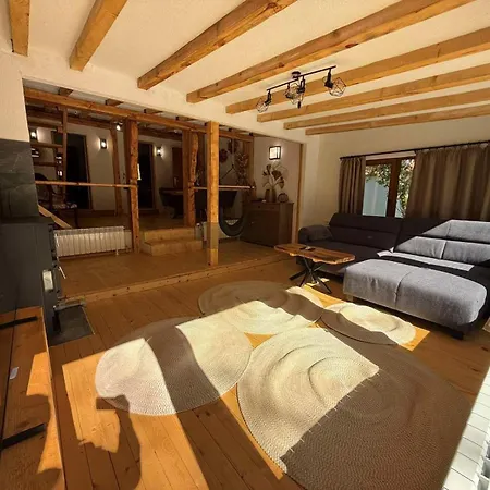 Yarema Mountain Relax With Hot Jacuzzi & Sauna By Bookvillabg Zseleznica