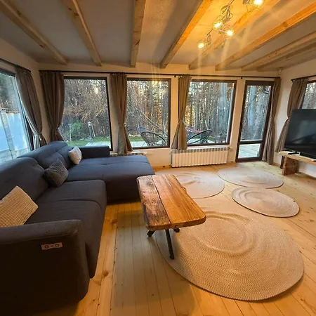 Villa Yarema Mountain Relax With Hot Jacuzzi & Sauna By Bookvillabg