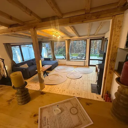 Yarema Mountain Relax With Hot Jacuzzi & Sauna By Bookvillabg Villa