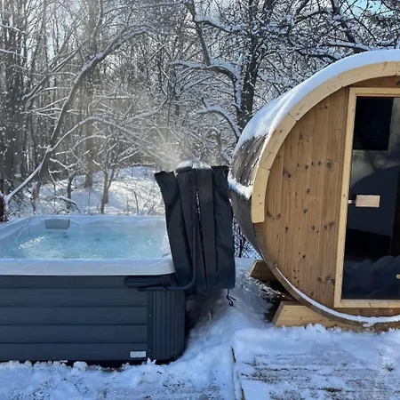 Yarema Mountain Relax With Hot Jacuzzi & Sauna By Bookvillabg